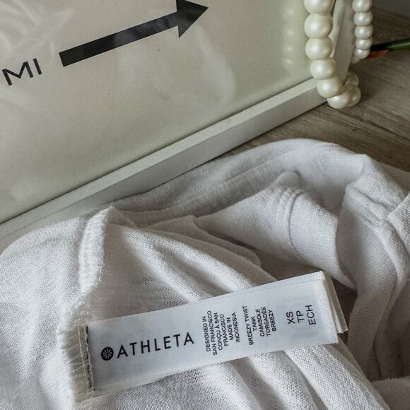 Athleta, White Breezy Linen Like Twist Front Tank, Women’s X-Small, Activewear - Picture 7 of 8